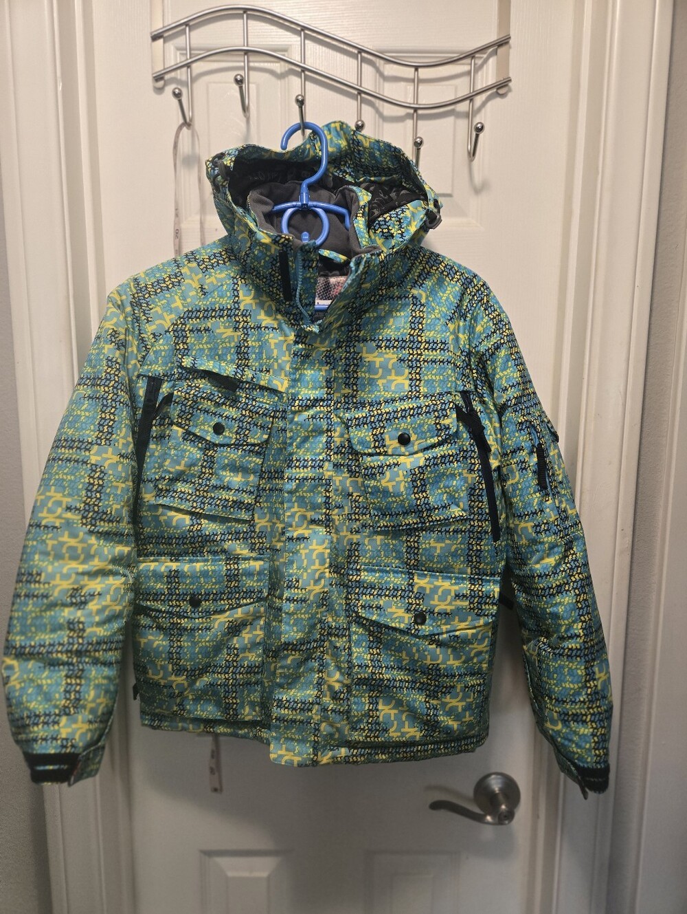 Turbine Boardwear Boys Ski Jacket Medium Pants Large Snowboard Cargo Performance
